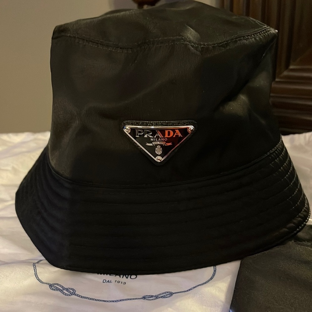 Prada Re-Nylon Bucket Hat size small 💯 authentic